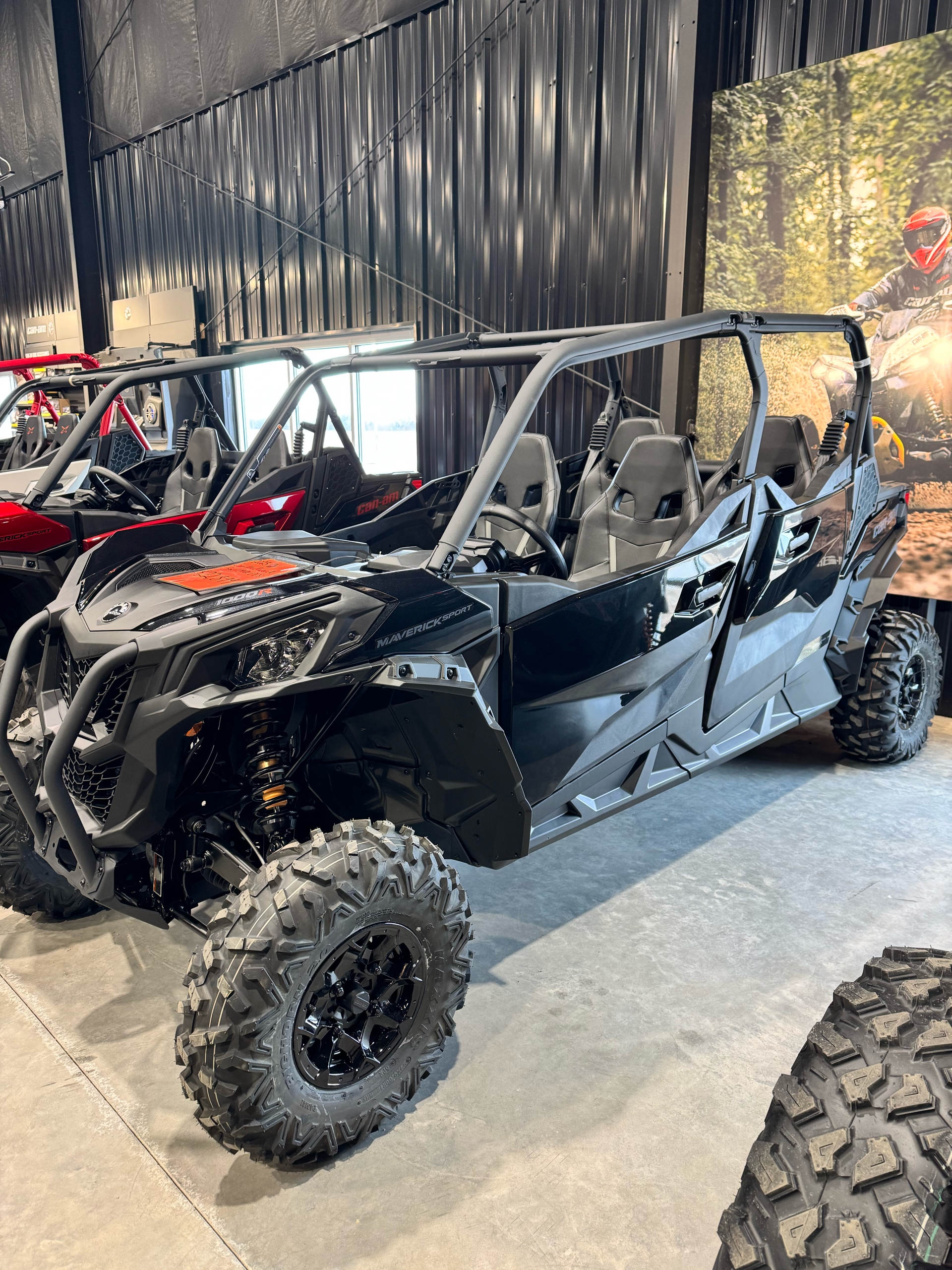 2025 Can-Am Maverick Sport Max DPS