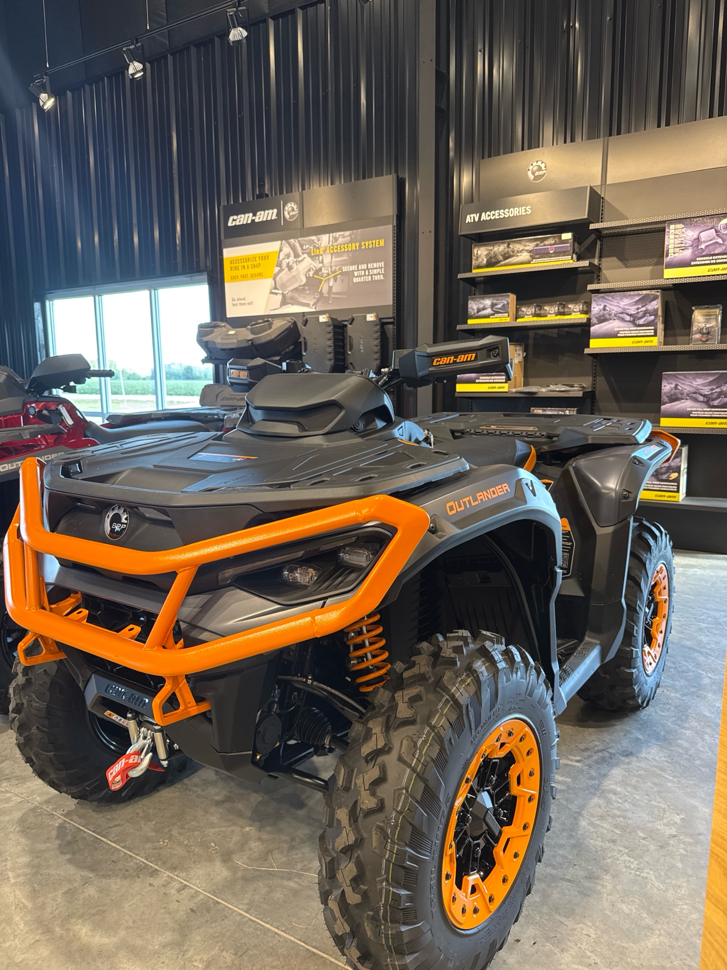 2025 Can-Am Outlander XT-P 1000R - View 7
