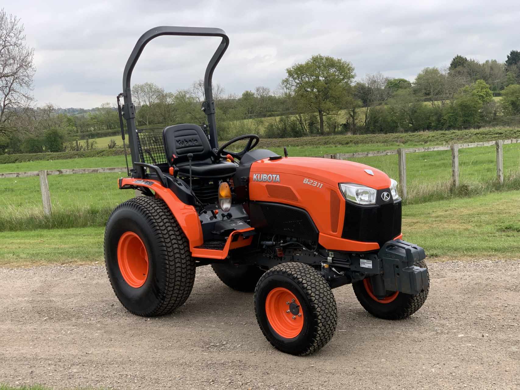 Kubota B2311 - View 3